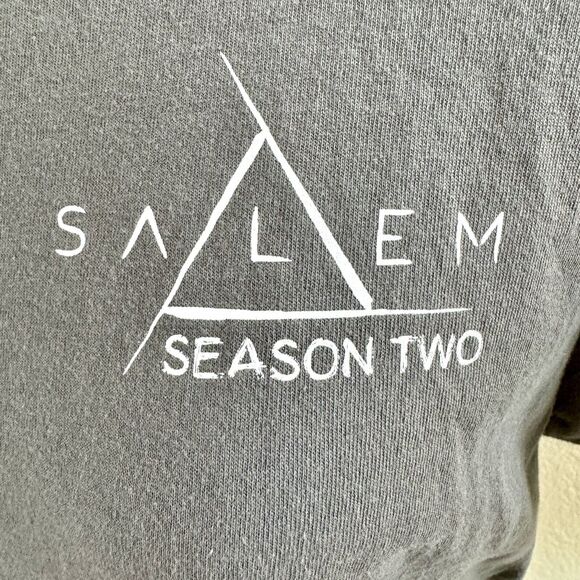 SALEM Season 2 Two TV Show LOCATION GOURMET Catering Cast/Crew Member T-SHIRT - Picture 3 of 12